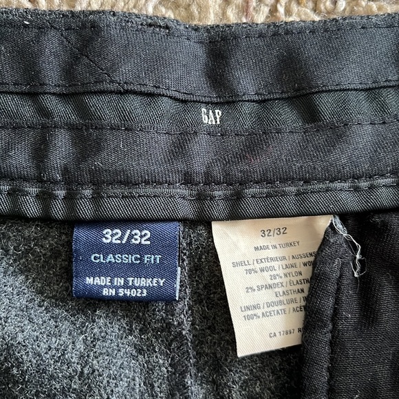 GAP Men’s Gray Classic Fit Wool Pants - Picture 6 of 7